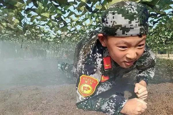 北京众拓少年军事夏令营