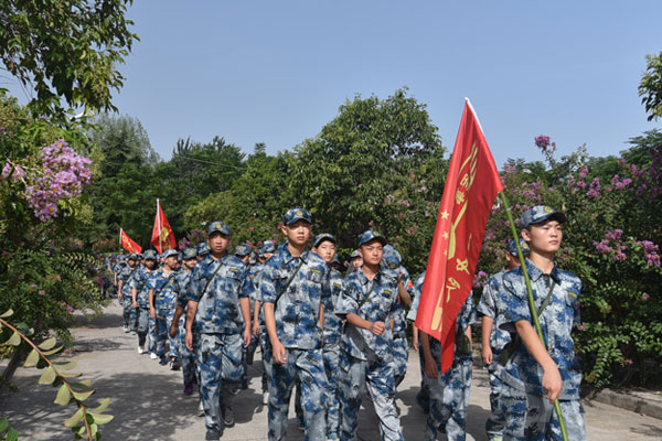 军训夏令营一般多少钱一个月