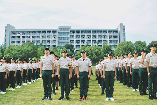 夏令营14天一般收费多少