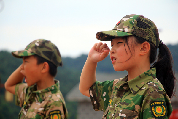 深圳麻辣小兵夏令营
