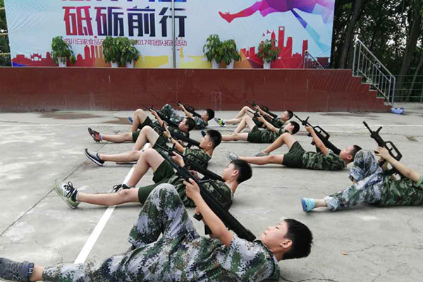 广州青少年军事夏令营