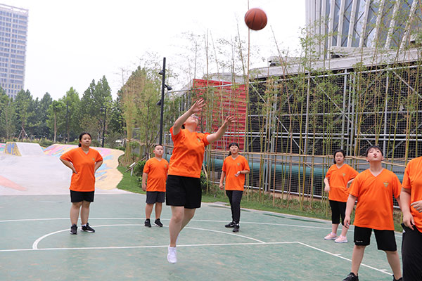 减肥夏令营一个月要多少钱