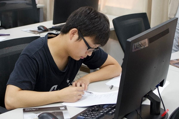 西安到北大清华夏令营的费用多少