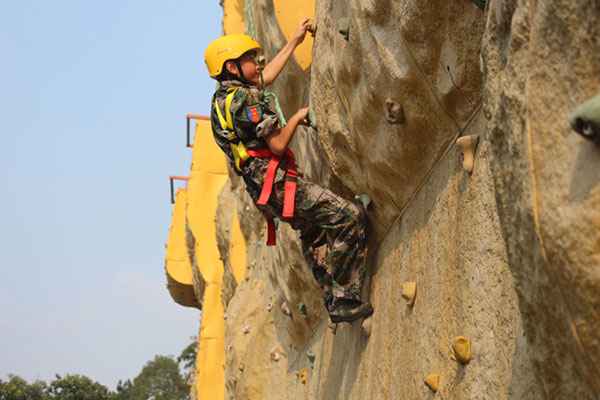 贵阳小小特种兵军事夏令营